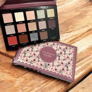 Ace Beaute Smoky Roses Eyeshadow Palette 15 Pan Matte Shimmer Makeup New